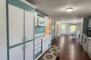 203 Old Ferry Dock Rd, Eastpoint, FL 32328 - Photo 28