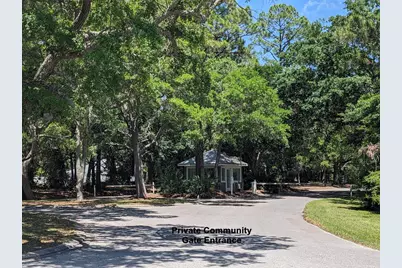 296 Gramercy Plantation Blvd, Eastpoint, FL 32328 - Photo 42