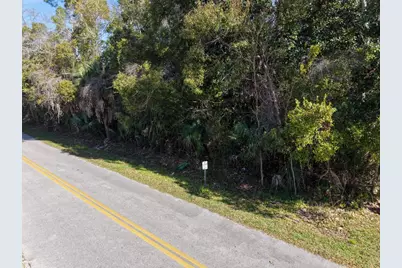 193 10th St, Apalachicola, FL 32320 - Photo 8