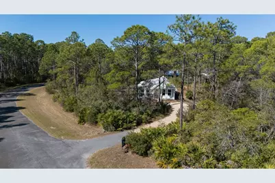 121 Cedar St, Eastpoint, FL 32328 - Photo 28