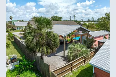 418 California Dr, Mexico Beach, FL 32456 - Photo 10