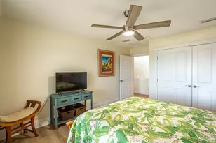 809 E Gulf Beach Dr, Saint George Island, FL 32328 - Photo 28