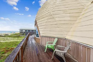 1048 W Gorrie Dr, Saint George Island, FL 32328 - Photo 38