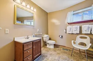 1048 W Gorrie Dr, Saint George Island, FL 32328 - Photo 16