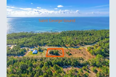 375 Gramercy Plantation Blvd, Eastpoint, FL 32328 - Photo 2