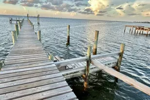 415 N Sawyer St, Saint George Island, FL 32328 - Photo 28