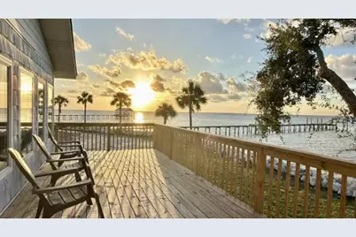 415 N Sawyer St, Saint George Island, FL 32328 - Photo 20
