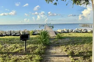 415 N Sawyer St, Saint George Island, FL 32328 - Photo 40
