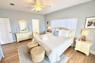1040 E Gulf Beach Dr, Saint George Island, FL 32328 - Photo 24
