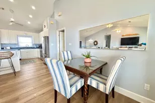 1040 E Gulf Beach Dr, Saint George Island, FL 32328 - Photo 10