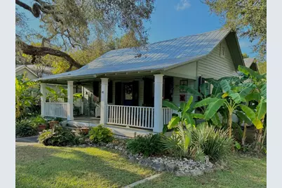 40 7th St, Apalachicola, FL 32320 - Photo 1