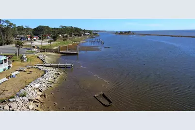 326 Patton Dr, Eastpoint, FL 32328 - Photo 20