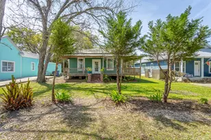 112 14th St, Apalachicola, FL 32320 - Photo 2