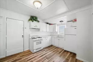 627 Madison St, Port Saint Joe, FL 32456 - Photo 10