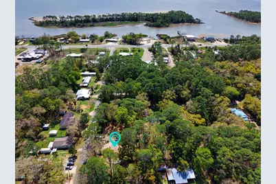 50 Bayview Dr, Apalachicola, FL 32320 - Photo 2