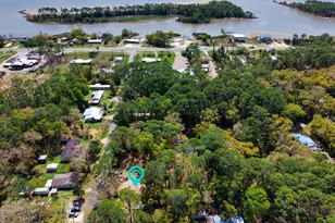 50 Bayview Dr, Apalachicola, FL 32320 - Photo 2