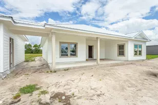 1703 St George's Ct, Eastpoint, FL 32328 - Photo 2