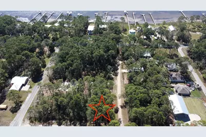 2478 Florida Ave, Carrabelle, FL 32322 - Photo 2