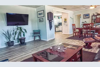 706 SE 7th St, Carrabelle, FL 32322 - Photo 6