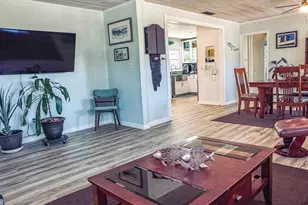 706 SE 7th St, Carrabelle, FL 32322 - Photo 6