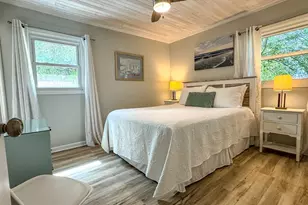 706 SE 7th St, Carrabelle, FL 32322 - Photo 18