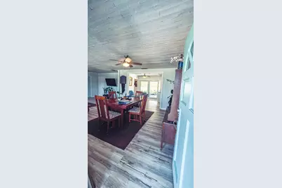 706 SE 7th St, Carrabelle, FL 32322 - Photo 8