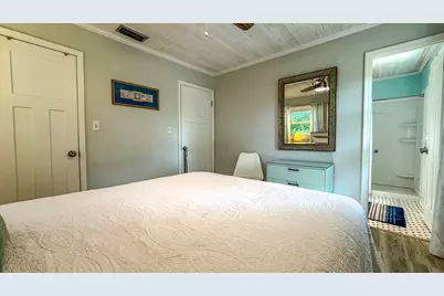 706 SE 7th St, Carrabelle, FL 32322 - Photo 20