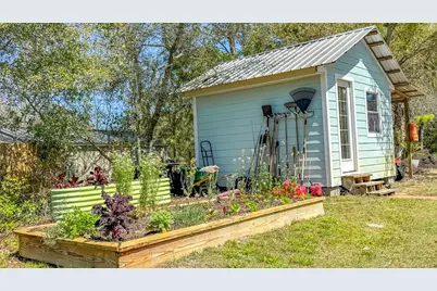 706 SE 7th St, Carrabelle, FL 32322 - Photo 36