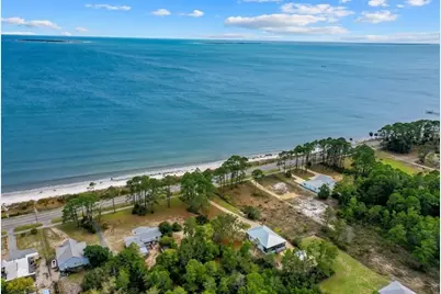 1905 Hwy 98 W, Carrabelle, FL 32322 - Photo 4