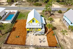 329 Treasure Dr, Port Saint Joe, FL 32456 - Photo 2