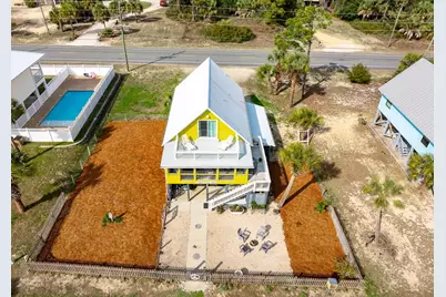 329 Treasure Dr, Port Saint Joe, FL 32456 - Photo 2