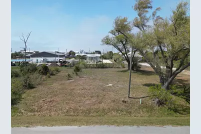 113 13th St, Mexico Beach, FL 32456 - Photo 1
