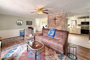 234 Sesame St, Wewahitchka, FL 32465 - Photo 2