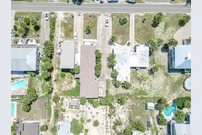 633 E Gorrie Dr #4, Saint George Island, FL 32328 - Photo 16