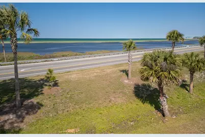 103 Sunset Cir, Port Saint Joe, FL 32456 - Photo 8