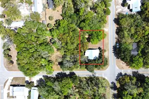 87 Martin Luther King Jr Blvd, Apalachicola, FL 32320 - Photo 8