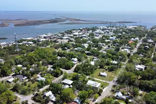 87 Martin Luther King Jr Blvd, Apalachicola, FL 32320 - Photo 12