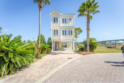 107 Anglers Harbor Ln, Carrabelle, FL 32322 - Photo 1