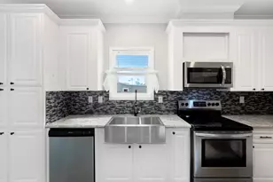 206 4th St, Mexico Beach, FL 32456 - Photo 10