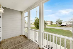 206 4th St, Mexico Beach, FL 32456 - Photo 4