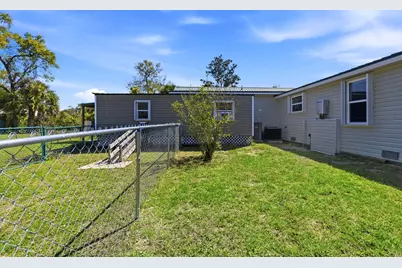 212 NW Ave C, Carrabelle, FL 32322 - Photo 52