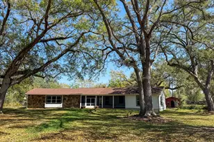 180 Grant Ln, Wewahitchka, FL 32465 - Photo 12