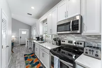 107 Ocean View Dr, Mexico Beach, FL 32456 - Photo 14