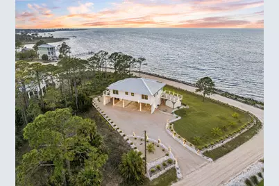 344 Bradford St, Saint George Island, FL 32328 - Photo 2