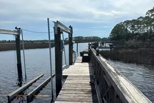 513 Shellys Loop Rd, Carrabelle, FL 32322 - Photo 10