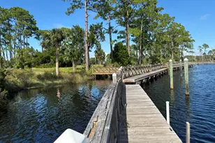 513 Shellys Loop Rd, Carrabelle, FL 32322 - Photo 8