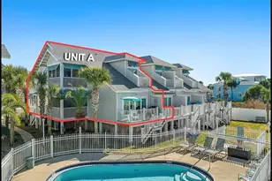 102 S 38th St, Mexico Beach, FL 32456 - Photo 1