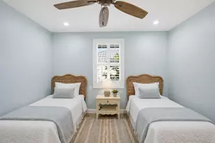 1637 Wayfarers Ct, Saint George Island, FL 32328 - Photo 32