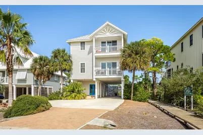 1637 Wayfarers Ct, Saint George Island, FL 32328 - Photo 2