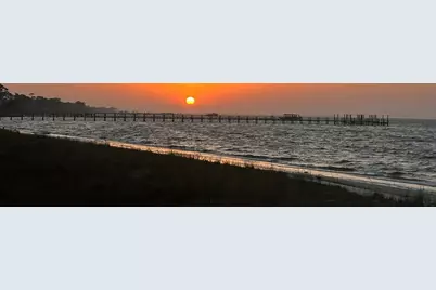 1637 Wayfarers Ct, Saint George Island, FL 32328 - Photo 6